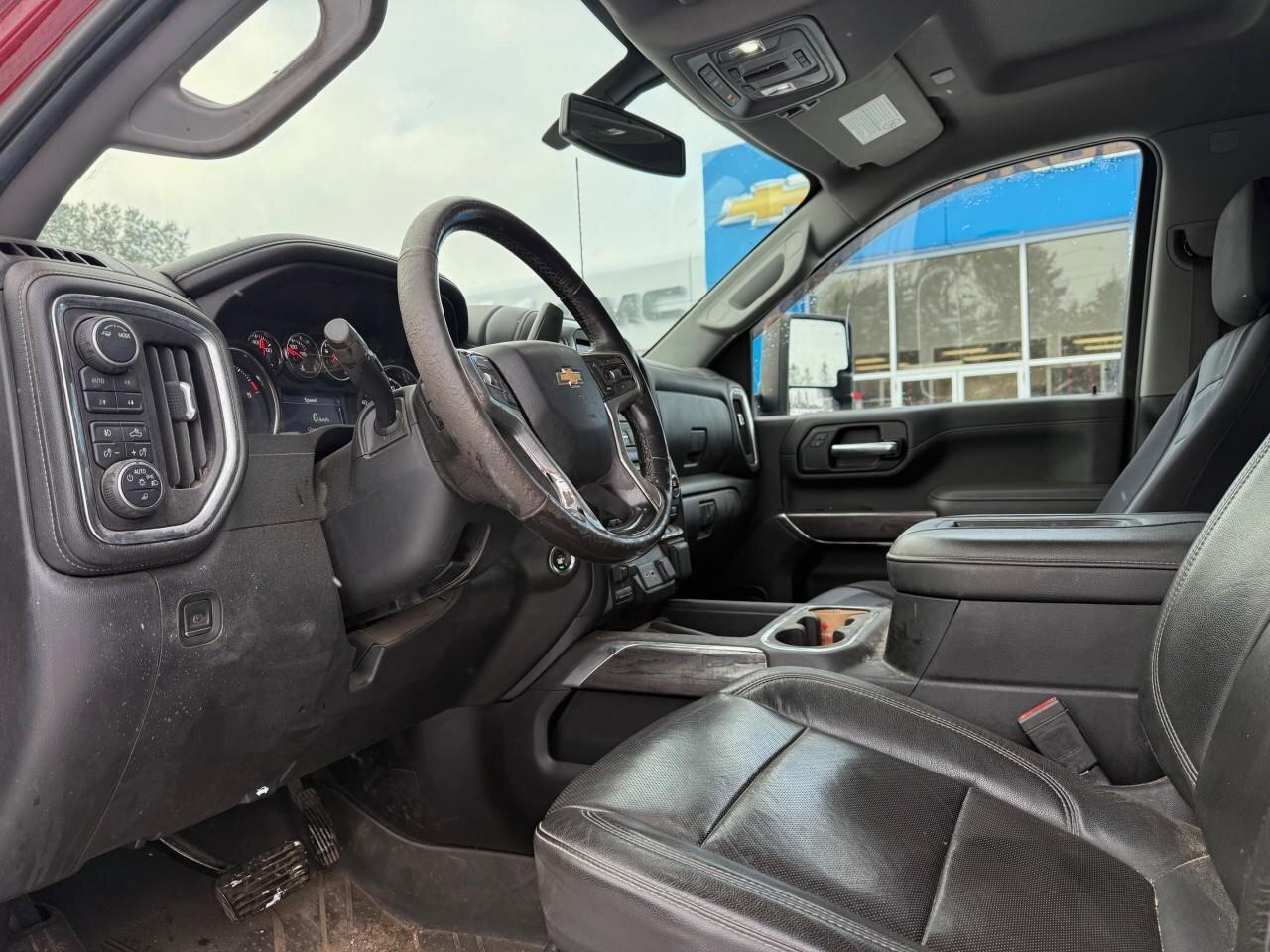 2020 Chevrolet SILVERADO 2500HD 4WD Crew Cab 172  LTZ Photo