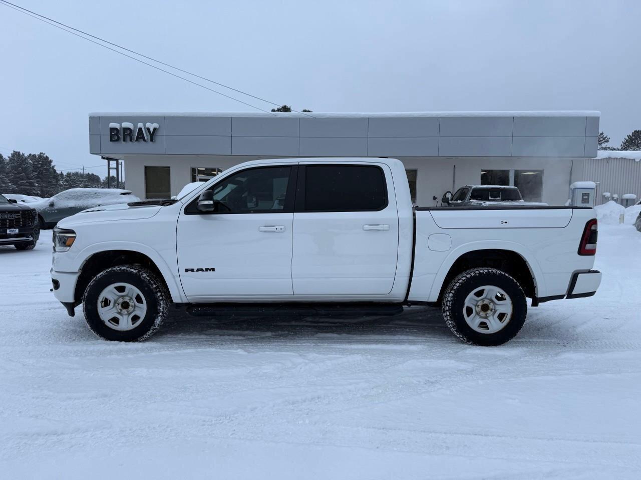 2022 RAM 1500 Laramie   WINTER WHEELS AND TIRES   TONNEAU COVER Photo2