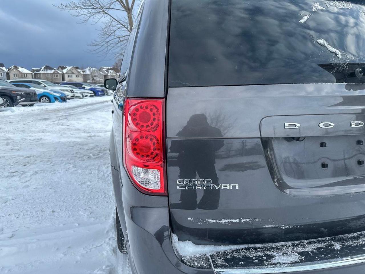 2020 Dodge Grand Caravan Premium Plus l ParkView Rear Back-Up Camera Photo