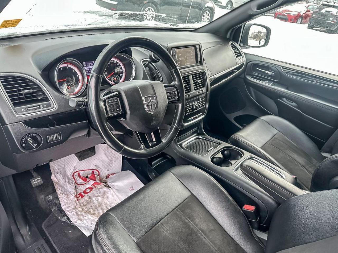 2020 Dodge Grand Caravan Premium Plus l ParkView Rear Back-Up Camera Photo