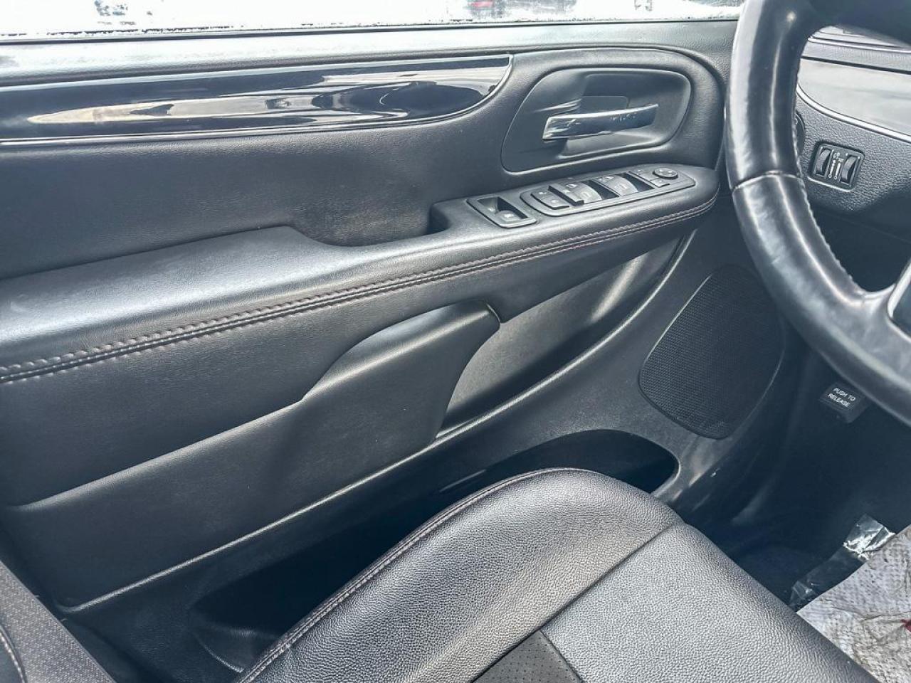 2020 Dodge Grand Caravan Premium Plus l ParkView Rear Back-Up Camera Photo