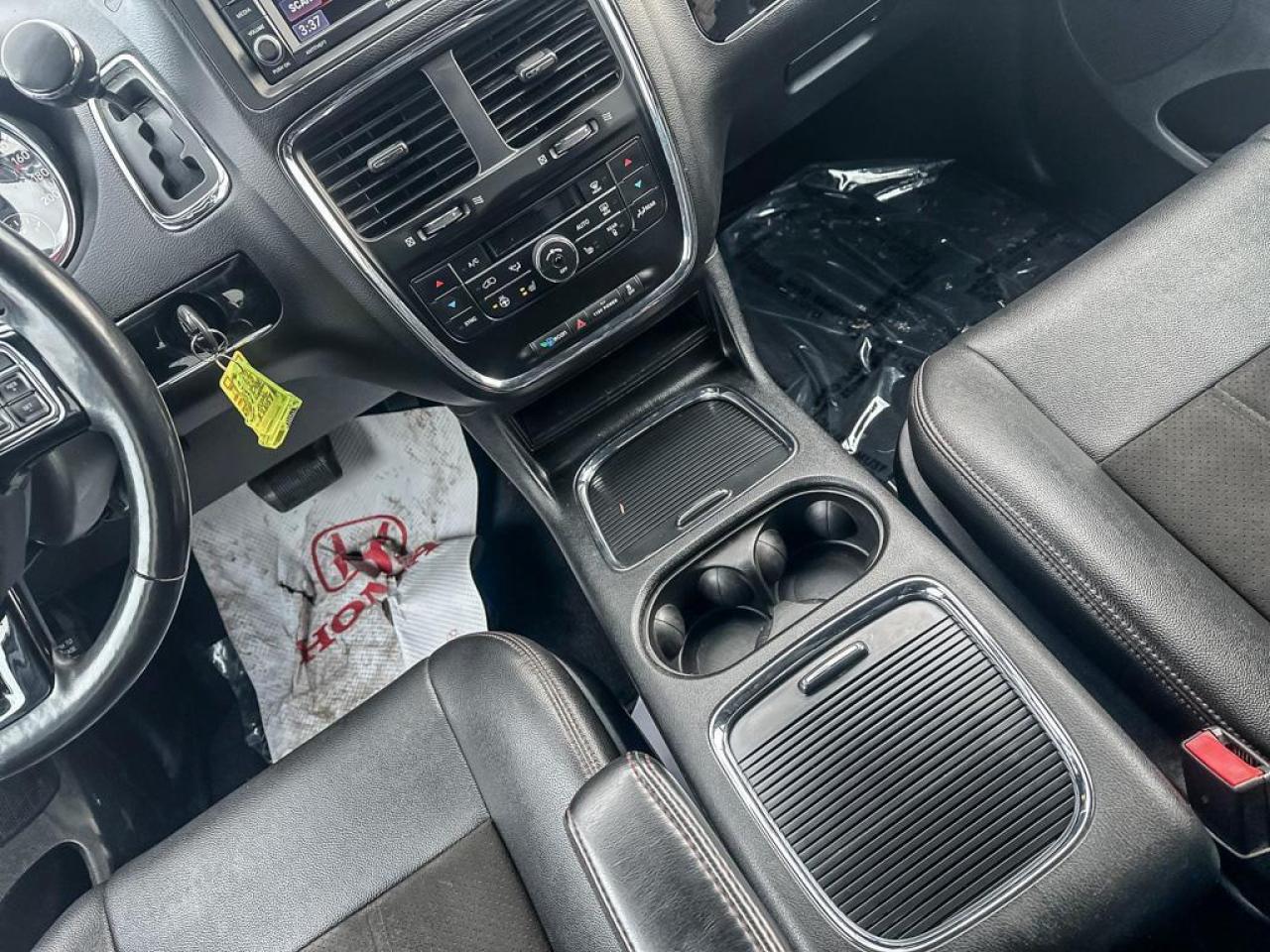 2020 Dodge Grand Caravan Premium Plus l ParkView Rear Back-Up Camera Photo