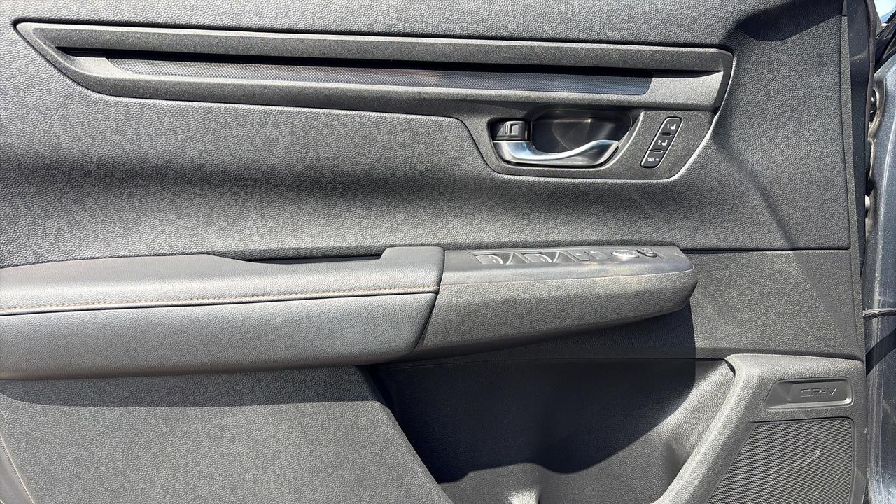 2024 Honda CR-V Hybrid EX-L Photo