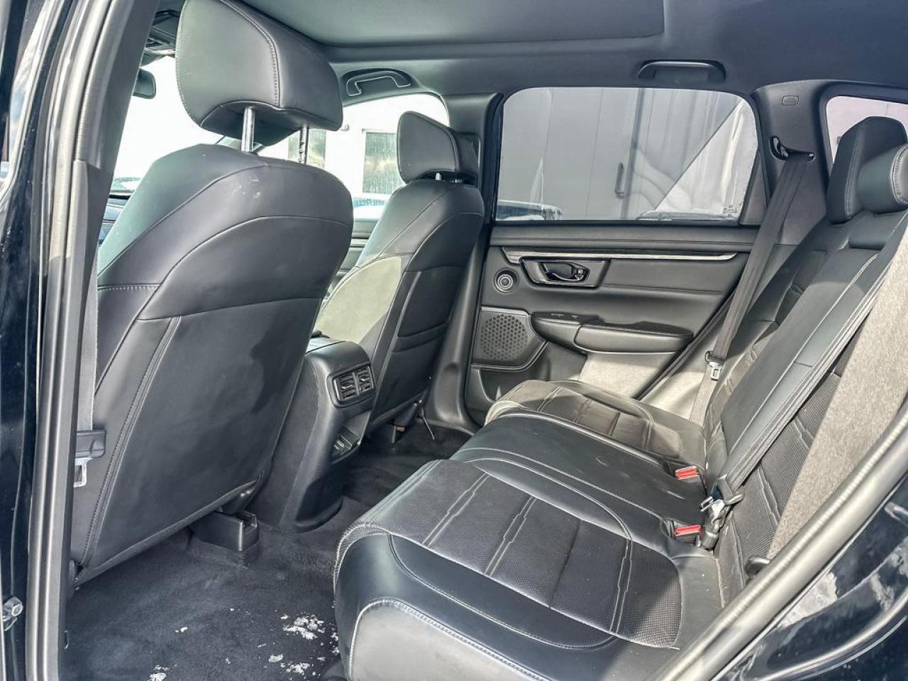 2021 Honda CR-V Black Edition Photo