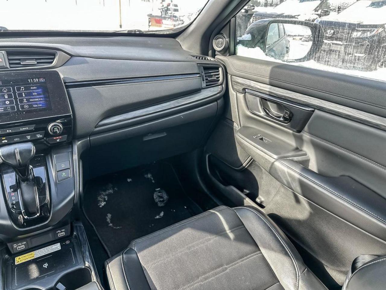 2021 Honda CR-V Black Edition Photo