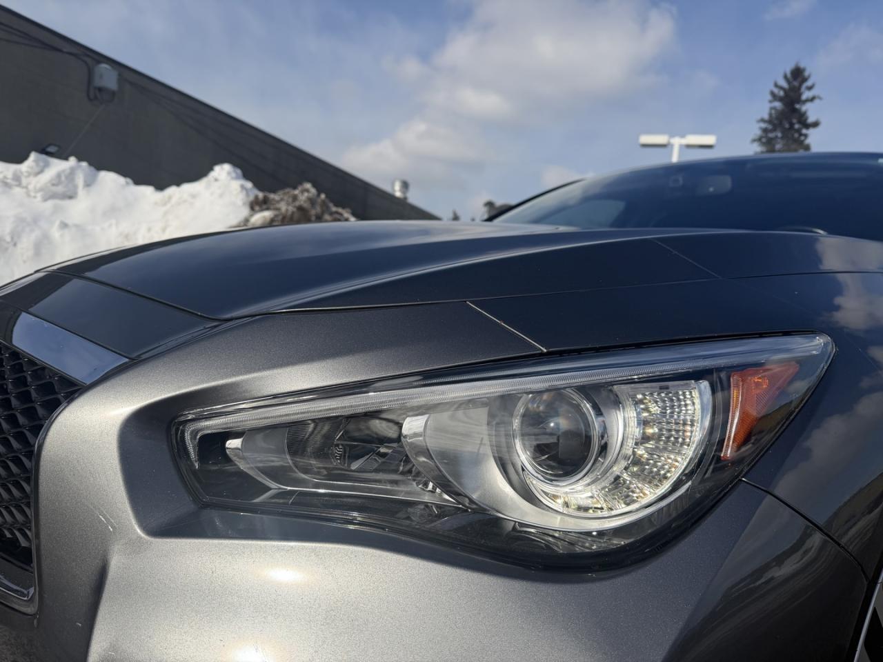 2015 Infiniti Q50 Hybrid Premium AWD Photo