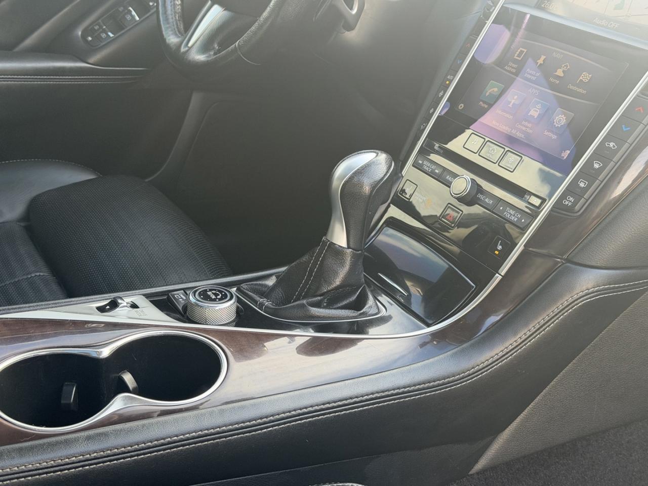 2015 Infiniti Q50 Hybrid Premium AWD Photo