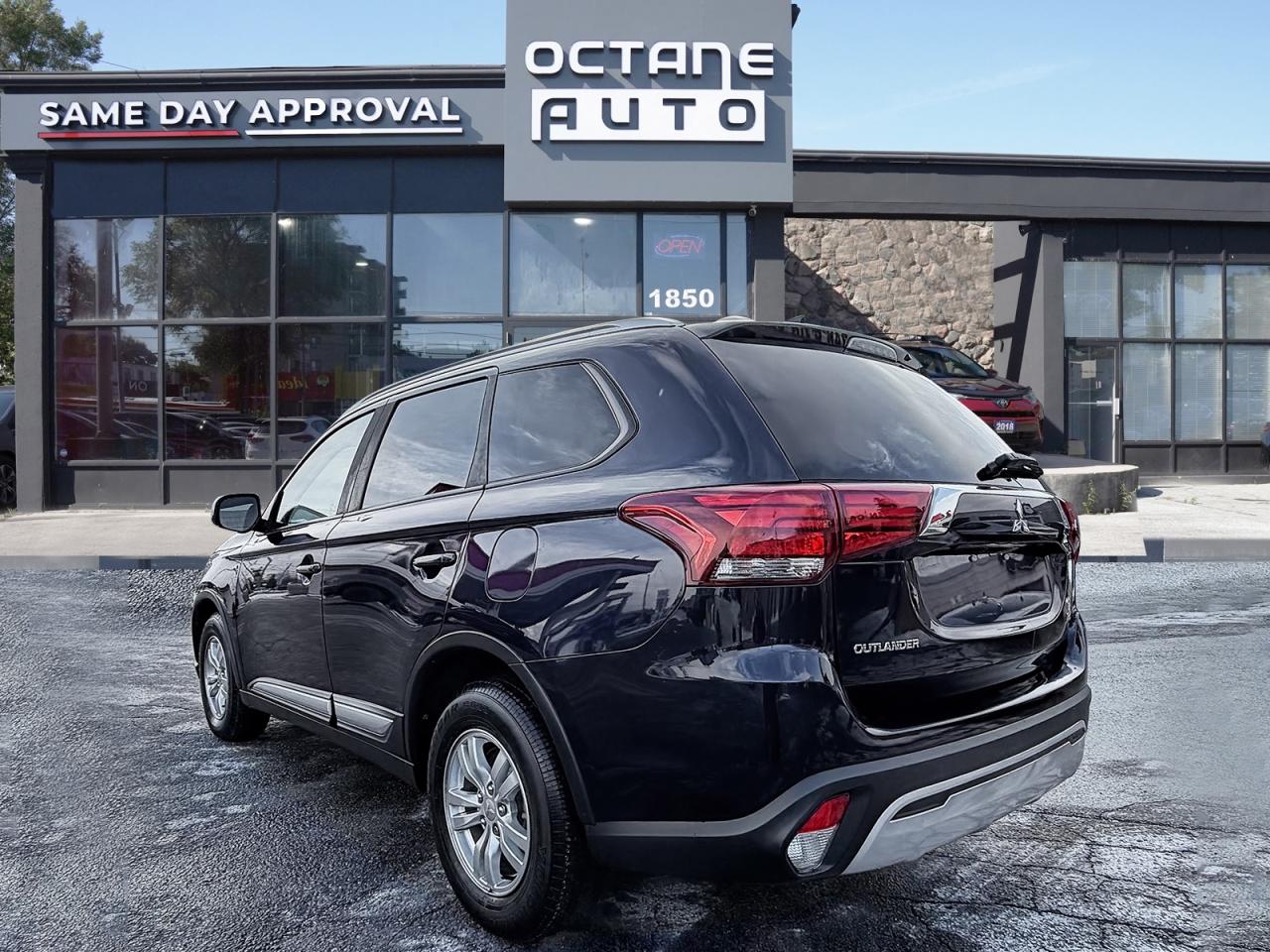 2020 Mitsubishi Outlander SE AWD Photo