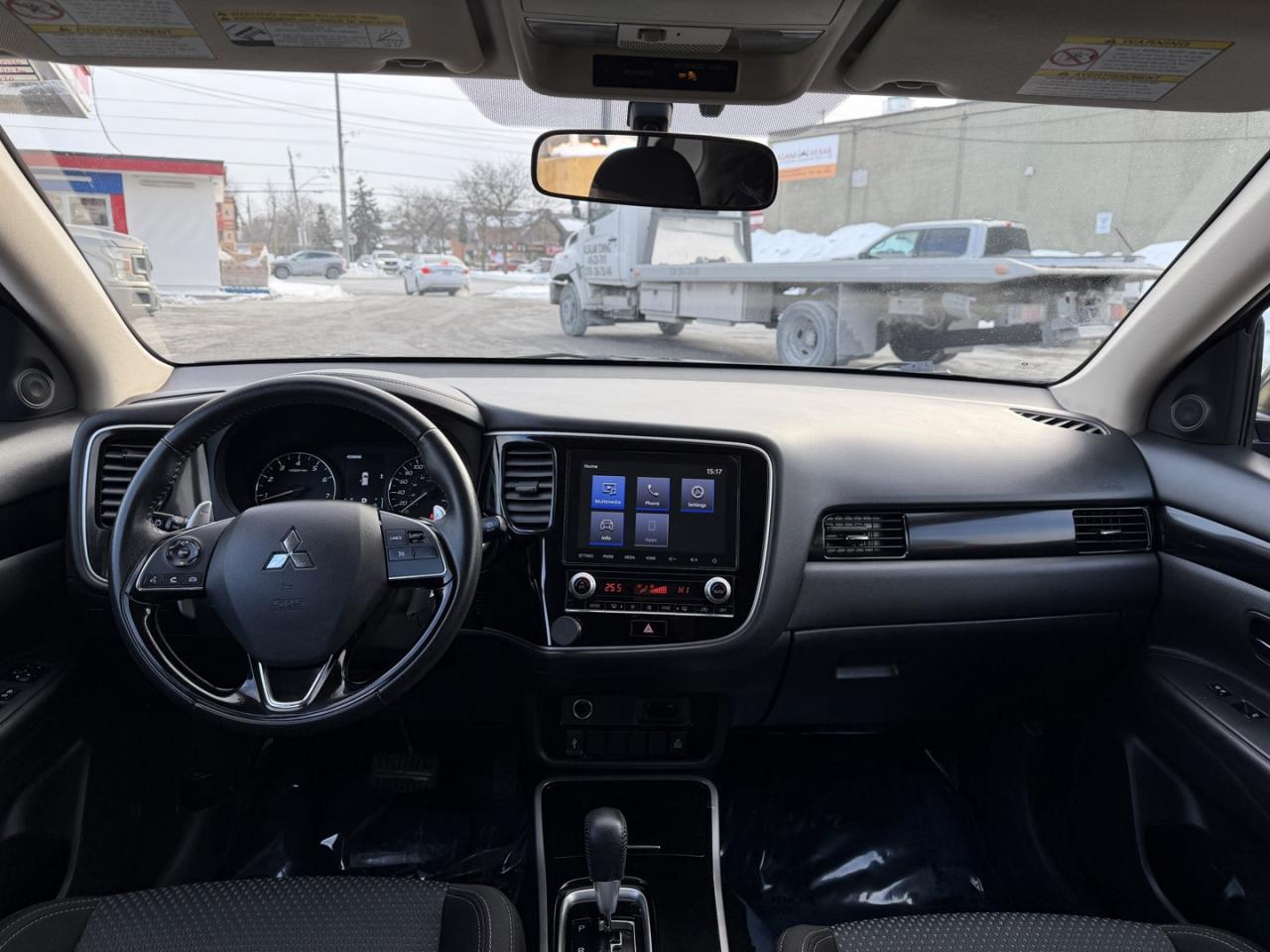 2020 Mitsubishi Outlander SE AWD Photo