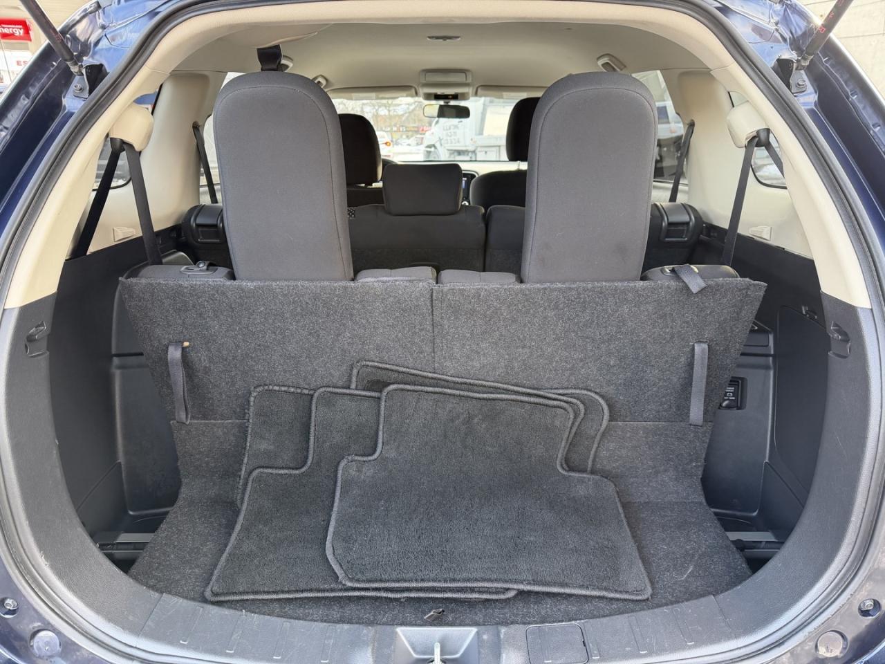 2020 Mitsubishi Outlander SE AWD Photo