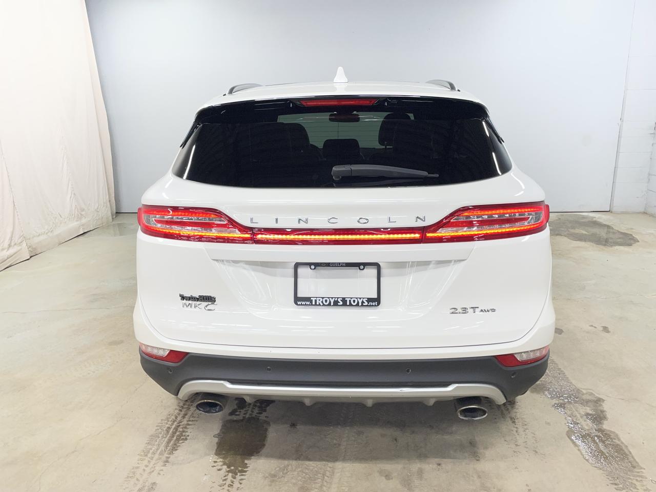 2017 Lincoln MKC Reserve Photo24