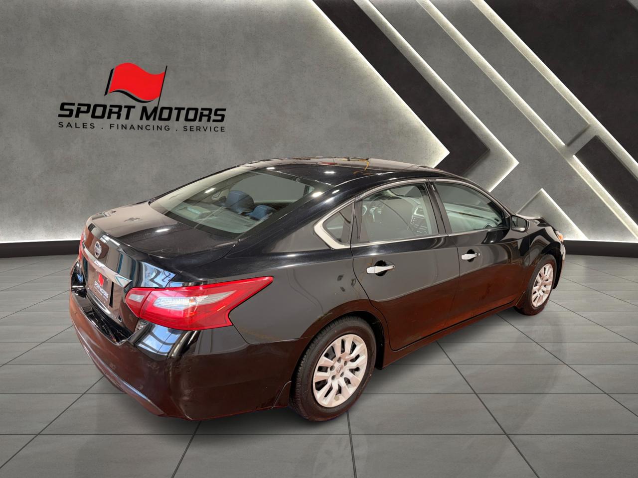 2018 Nissan Altima 2.5 SV+New Tires+Camera+Heated Seats Photo6