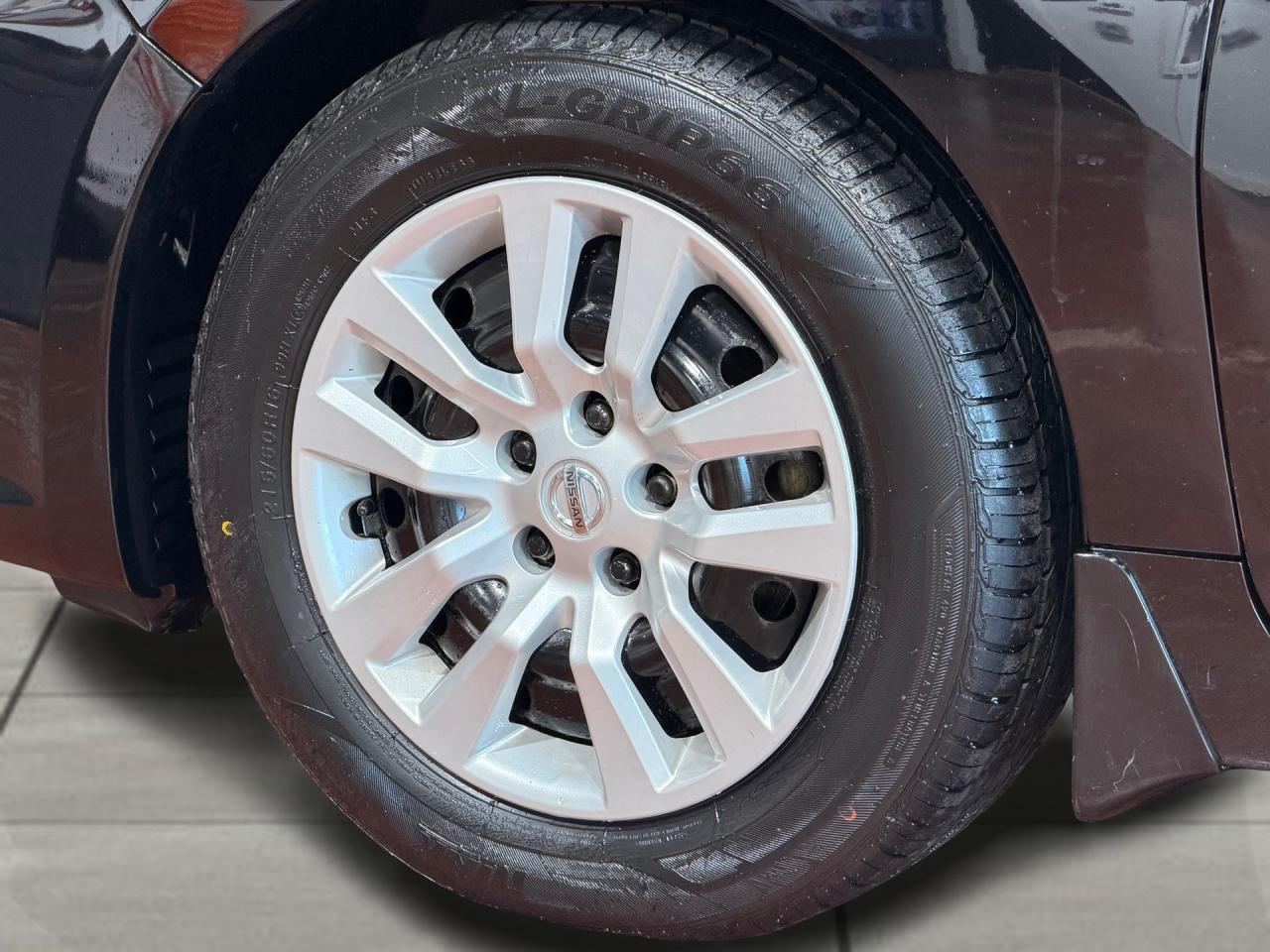 2018 Nissan Altima 2.5 SV+New Tires+Camera+Heated Seats Photo101