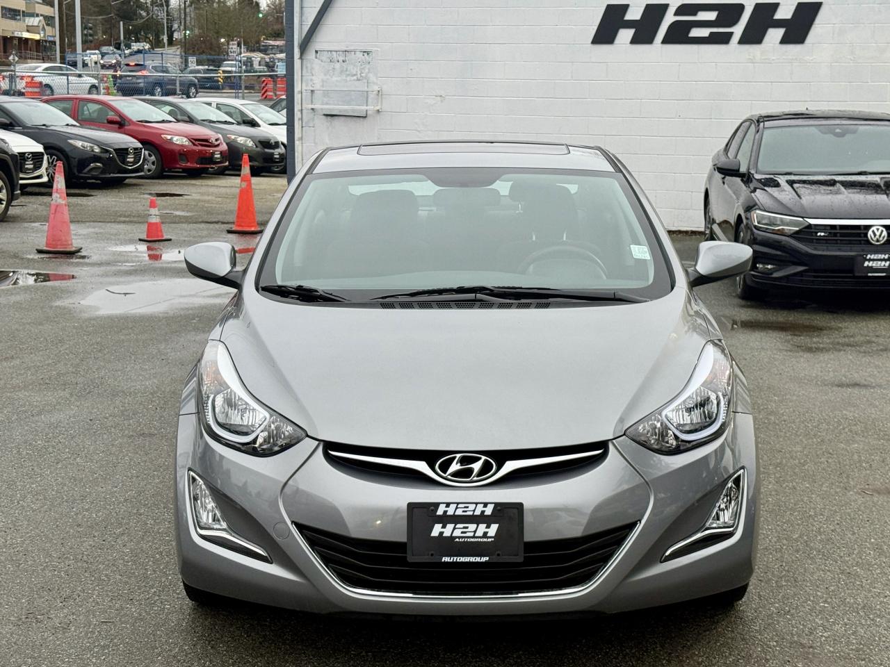 2016 Hyundai Elantra FINANCING AVAILABLE Photo2