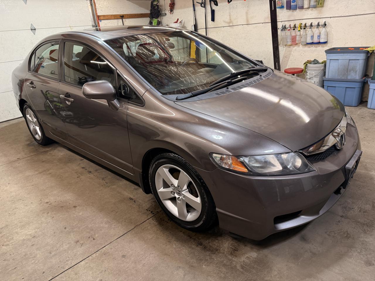 2011 Honda Civic 4dr Auto SE Photo