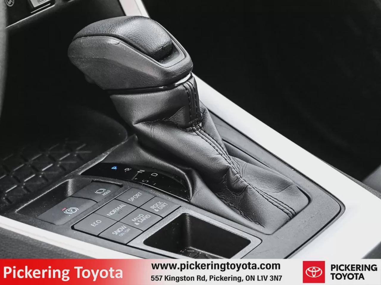 2024 Toyota RAV4 4DR AWD LE Photo3