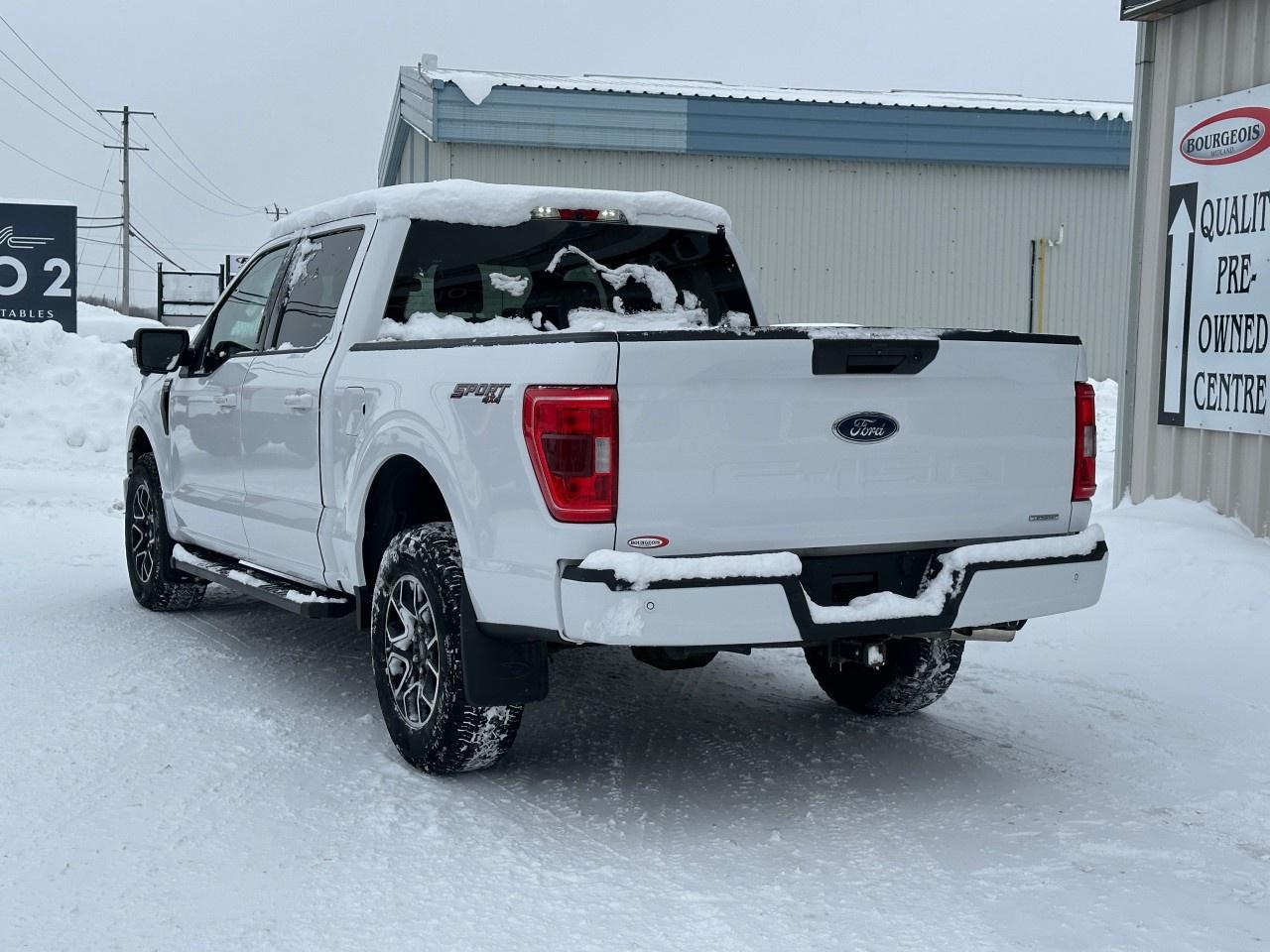 2022 Ford F-150 XLT 4WD SuperCrew 5.5' Box Photo