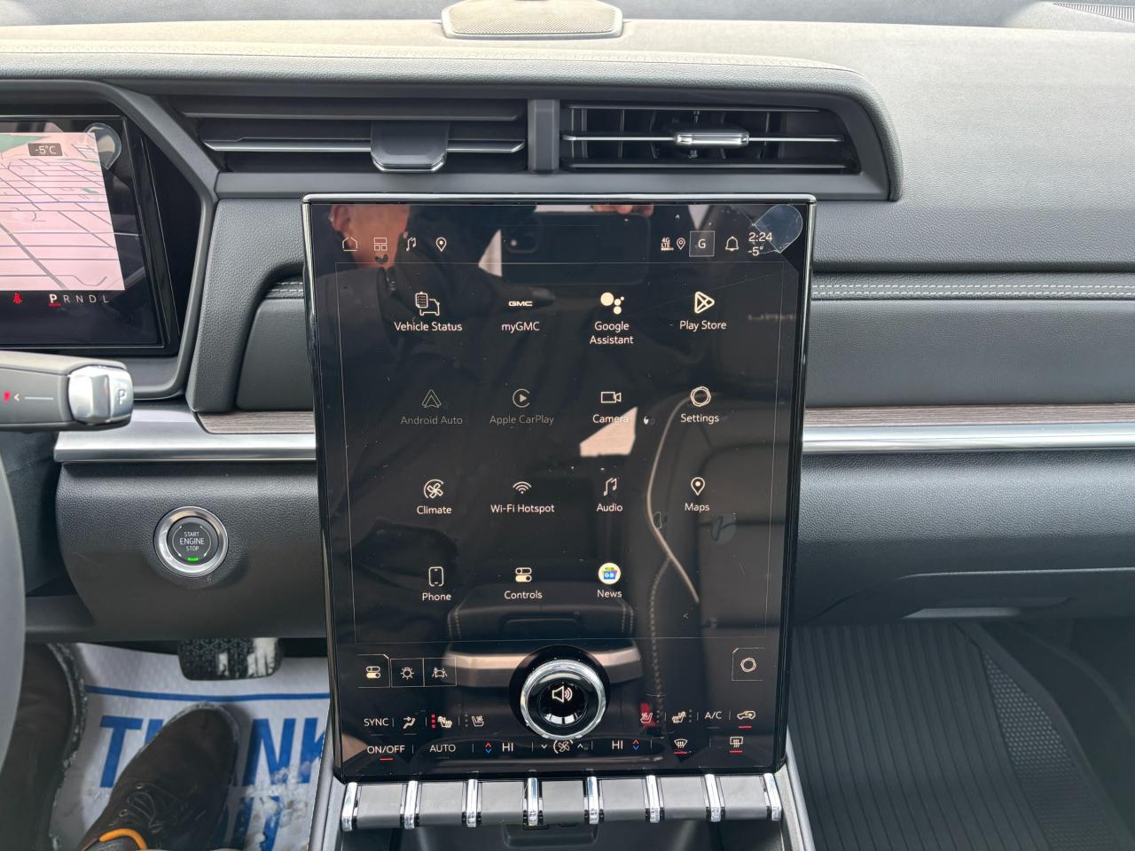 2026 GMC Terrain 2026 GMC Terrain Denali AWD Photo