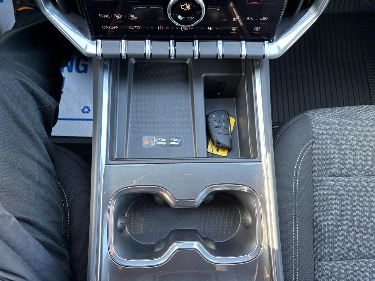 2026 GMC Acadia 2026 GMC Acadia Elevation AWD Photo