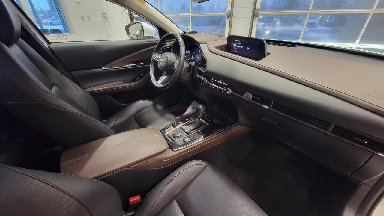 2022 Mazda CX-30 GT Photo