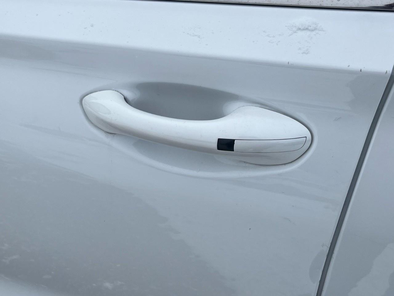 2022 Hyundai Santa Fe Preferred AWD w/Trend Package Photo