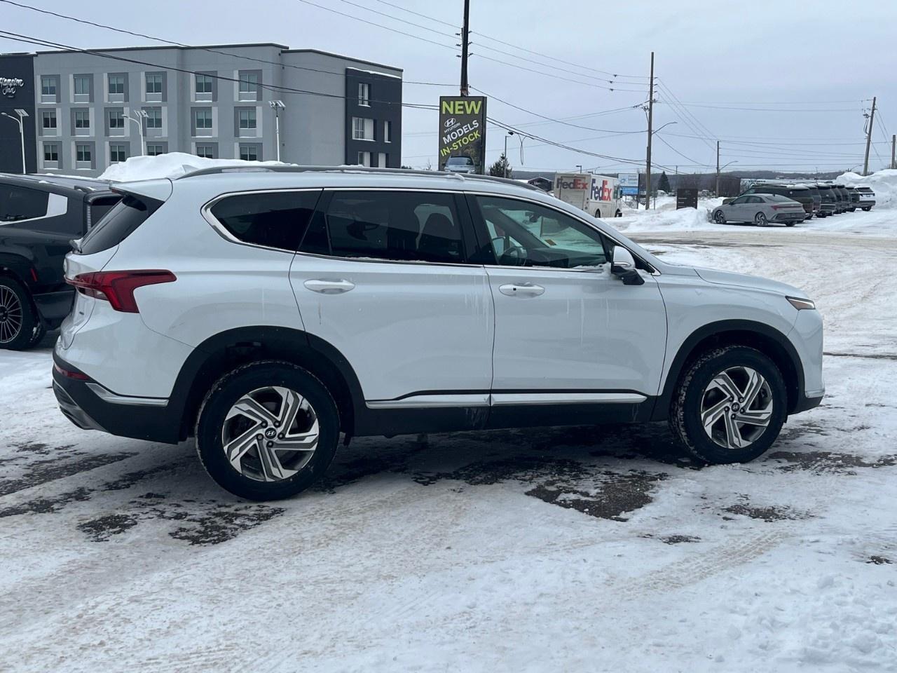 2022 Hyundai Santa Fe Preferred AWD w/Trend Package Photo