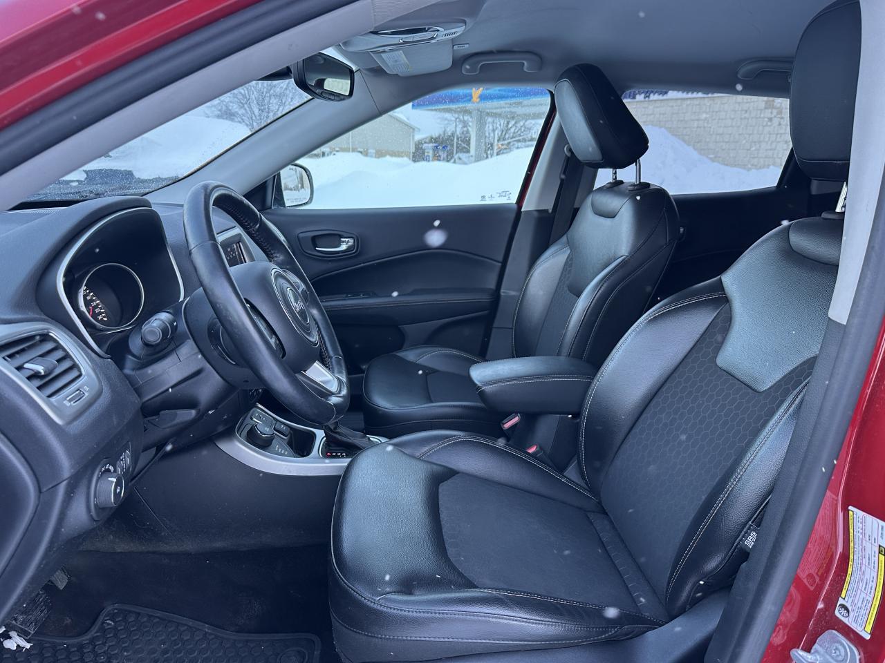 2018 Jeep Compass NORTH Photo