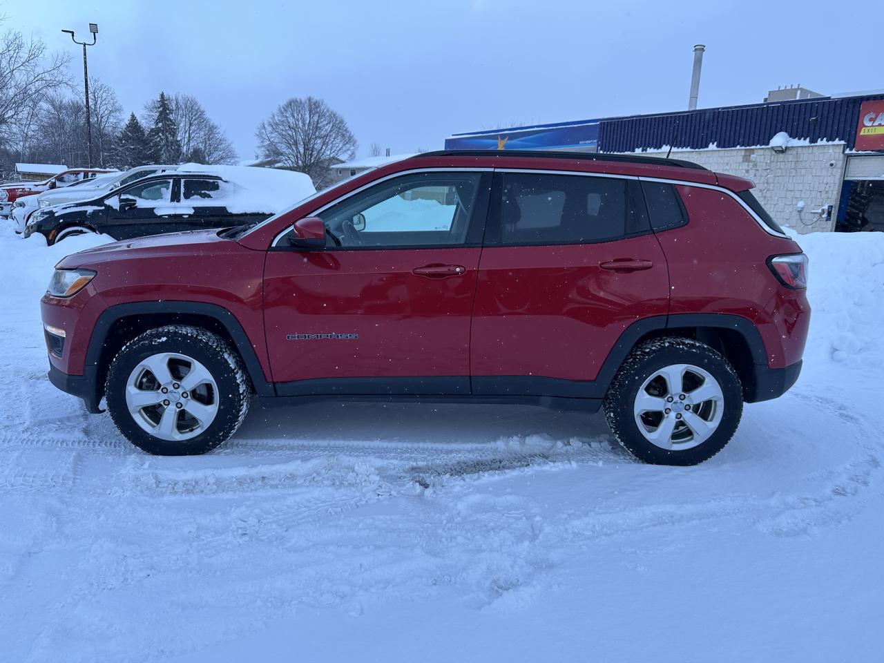 2018 Jeep Compass NORTH Photo