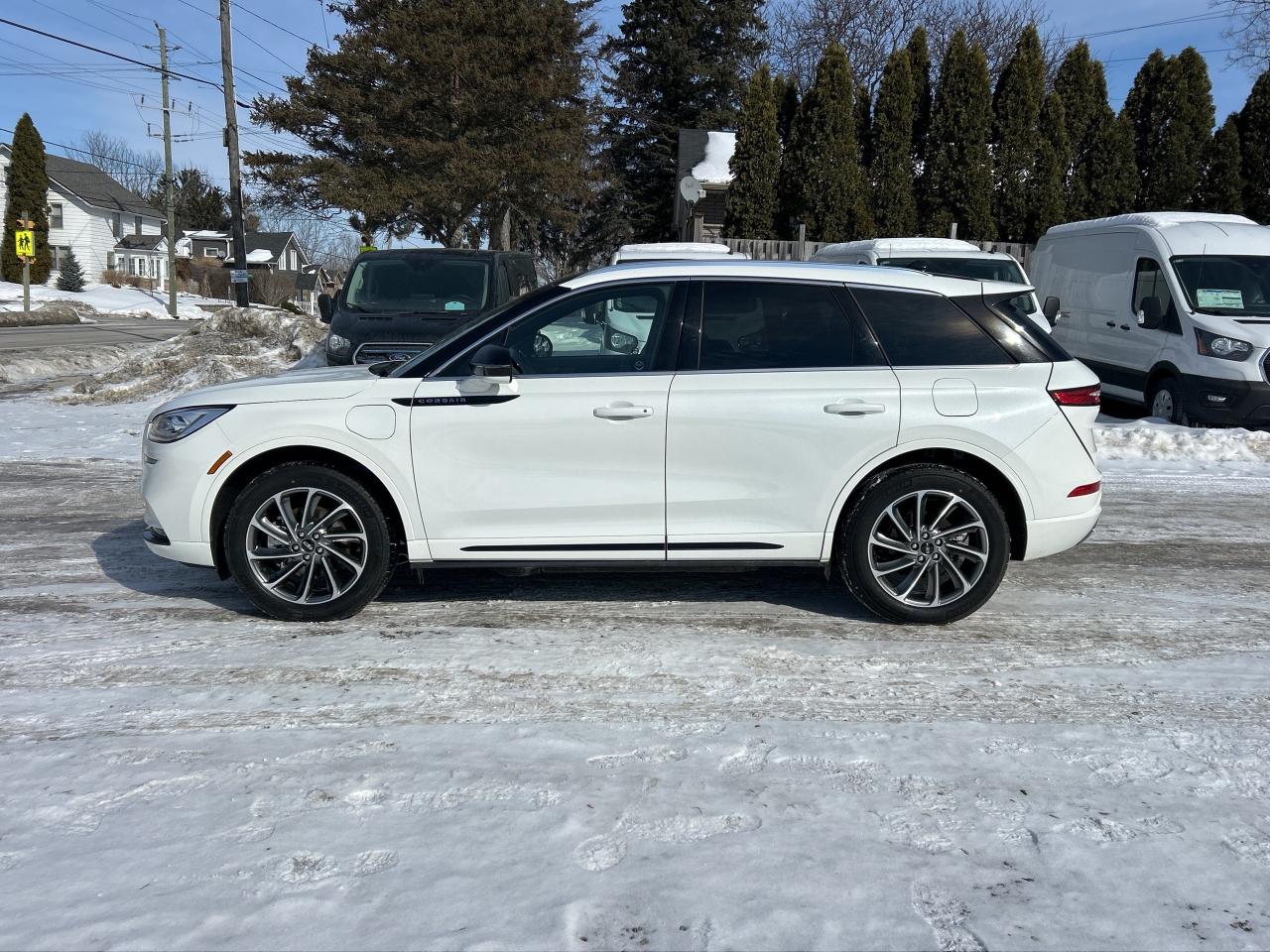 2022 Lincoln Corsair Grand Touring AWD Photo1