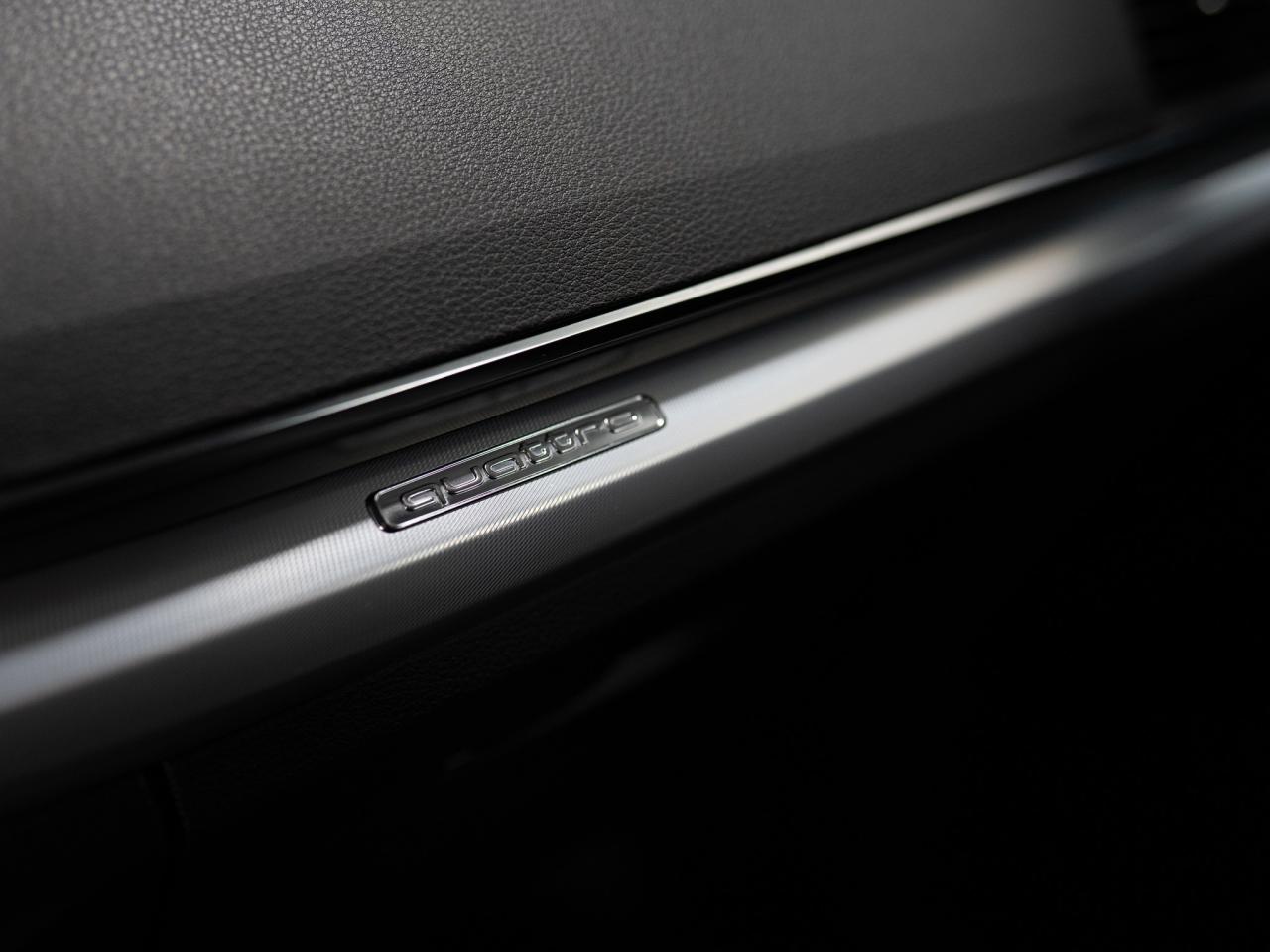 2019 Audi Q5 PROGRESSIV | PANO | NAV | 19 IN Photo