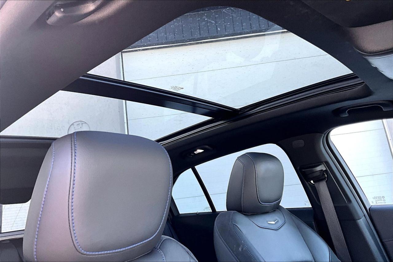 2025 Cadillac XT4 Sport |Vented Leather |Panoroof |Safety Tech |AWD Photo