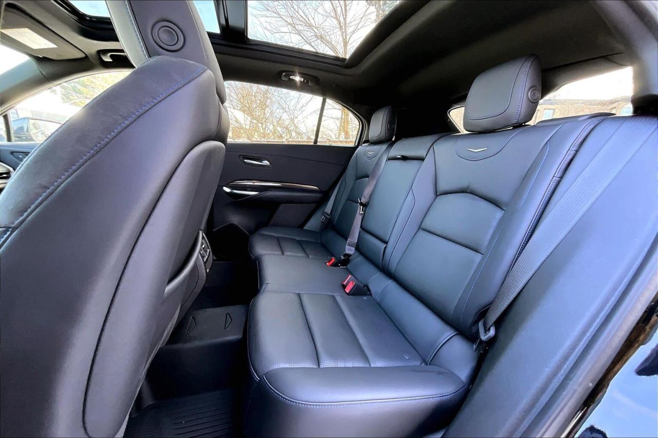 2025 Cadillac XT4 Sport |Vented Leather |Panoroof |Safety Tech |AWD Photo