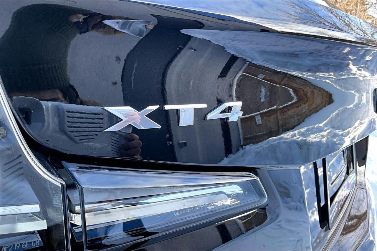 2025 Cadillac XT4 Sport |Vented Leather |Panoroof |Safety Tech |AWD Photo