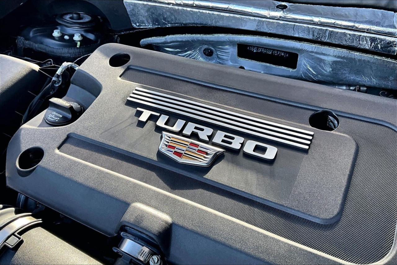 2025 Cadillac XT4 Sport |Vented Leather |Panoroof |Safety Tech |AWD Photo