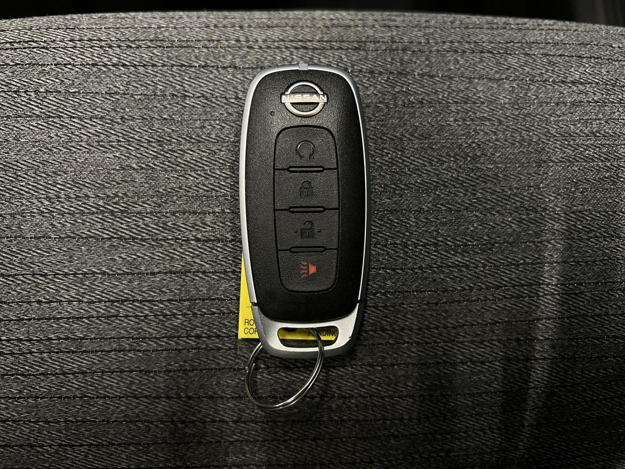 2023 Nissan Rogue SV AWD |LOW KMS | PANO ROOF | HTD SEATS | 360 CAM Photo