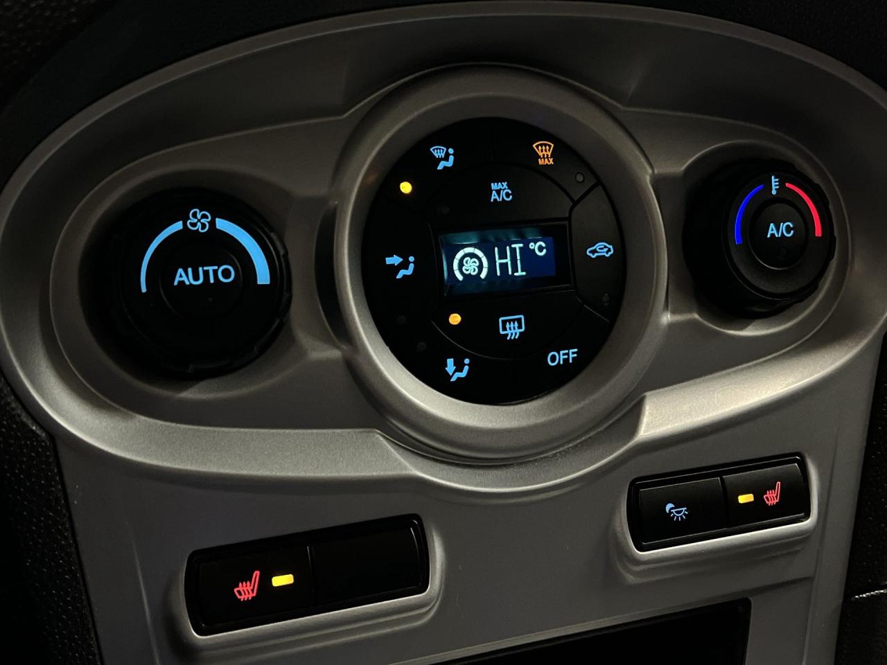 2018 Ford Fiesta SE HATCH | ONLY 33,000KMS! | HTD SEATS | REAR CAM Photo