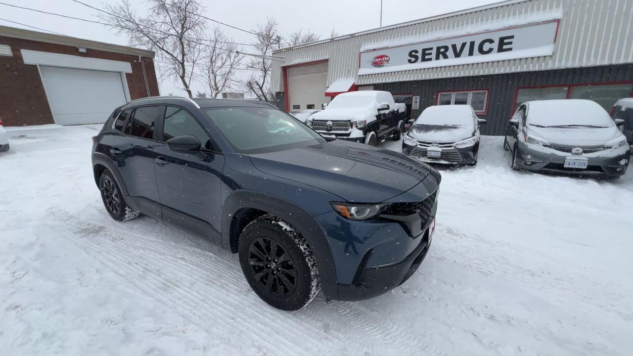 2024 Mazda CX-50 GS-L AWD| HTD LEATHER| PANO ROOF| CARPLAY Photo