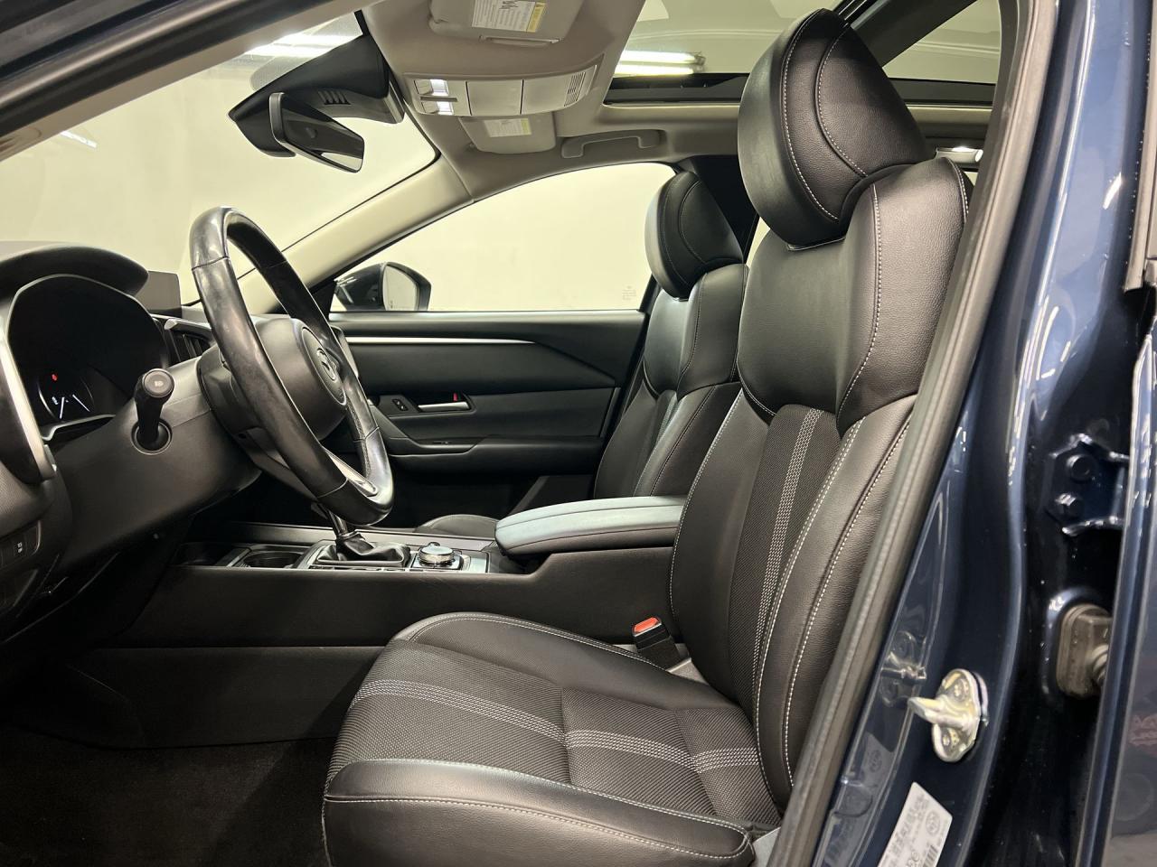 2024 Mazda CX-50 GS-L AWD| HTD LEATHER| PANO ROOF| CARPLAY Photo