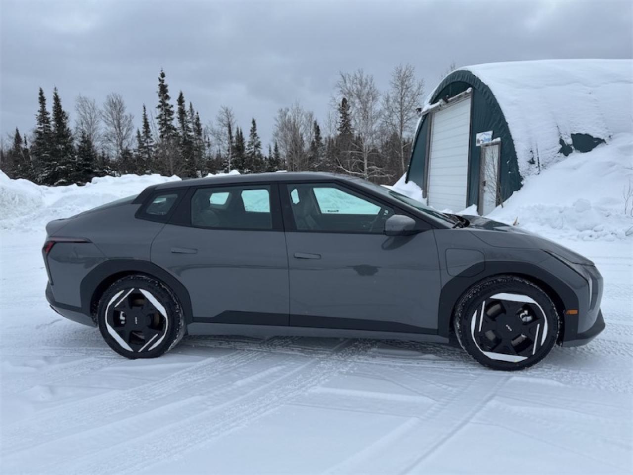 2026 Kia EV4 WIND PREMIUM  Sunroof Photo