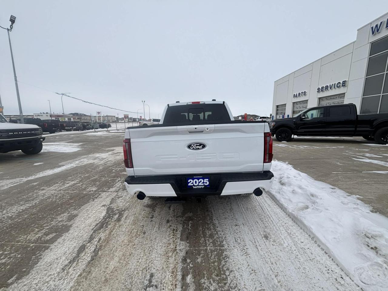 2025 Ford F-150 Lariat 4WD SuperCrew 5.5' Box Photo4