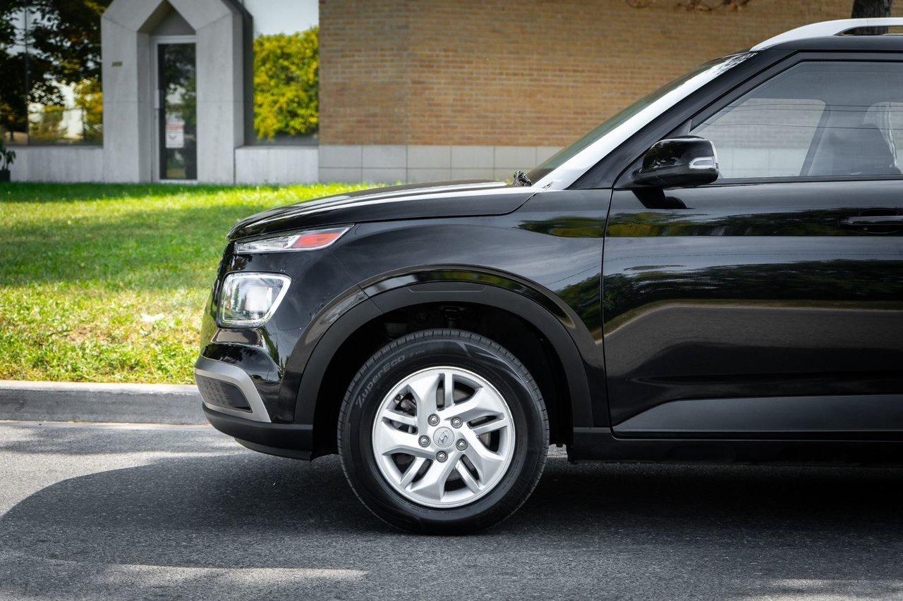 2023 Hyundai Venue PREFERRED Photo