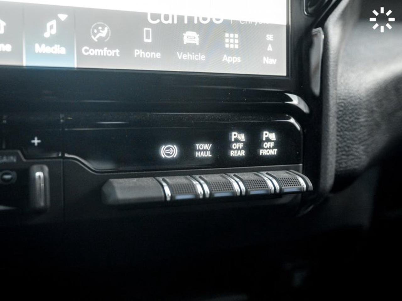 2025 RAM 2500 Tradesman  6'4" Box 6.7L Turbo Diesel 12'' Display Navi Side Steps Photo