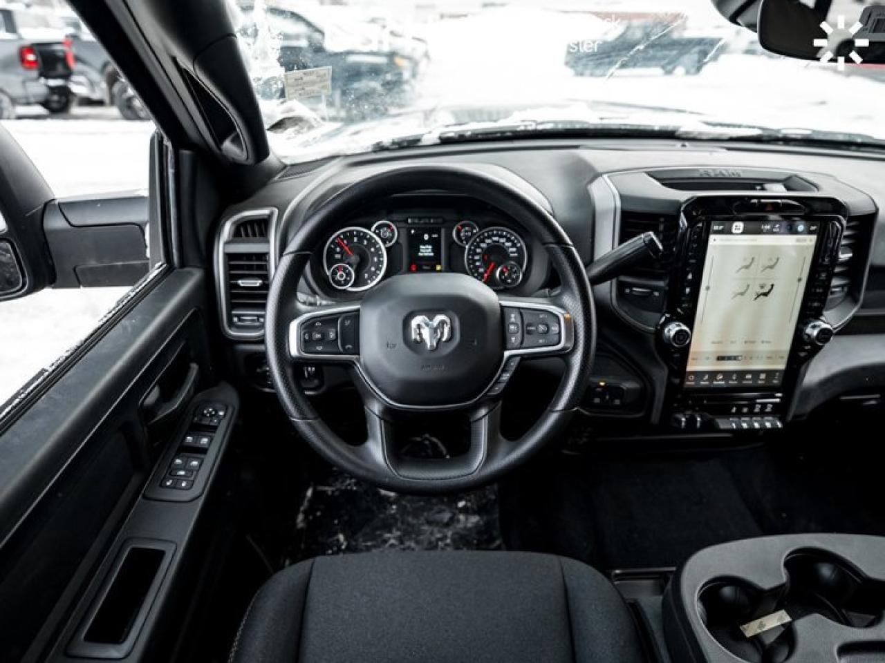 2025 RAM 2500 Tradesman 6'4'' Box 6.4L HEMI 12'' Display Convenience Group Navi Photo