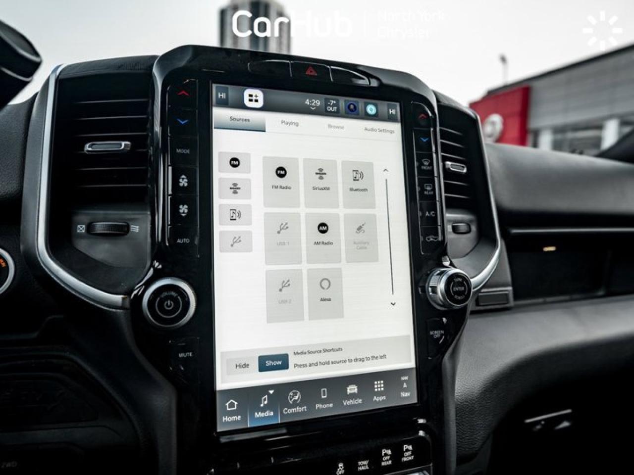 2025 RAM 3500 Big Horn 6'4" Box 6.4L V8 Hemi Navi 12'' Display Remote Start Photo