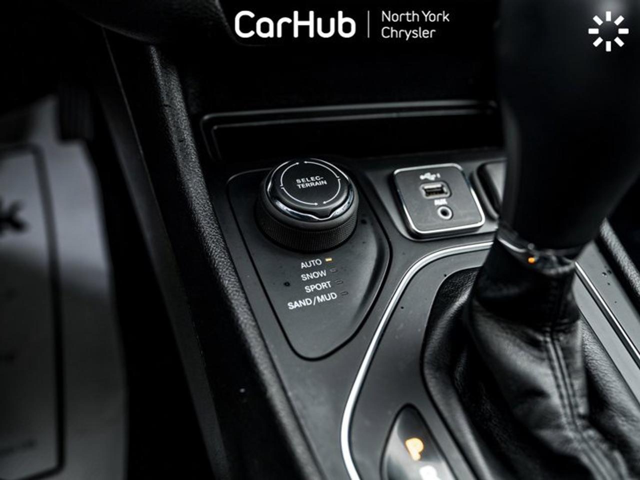 2021 Jeep Cherokee 80th Anniversary Advanced Safety Group Navi Heated Seats & Wheel Photo