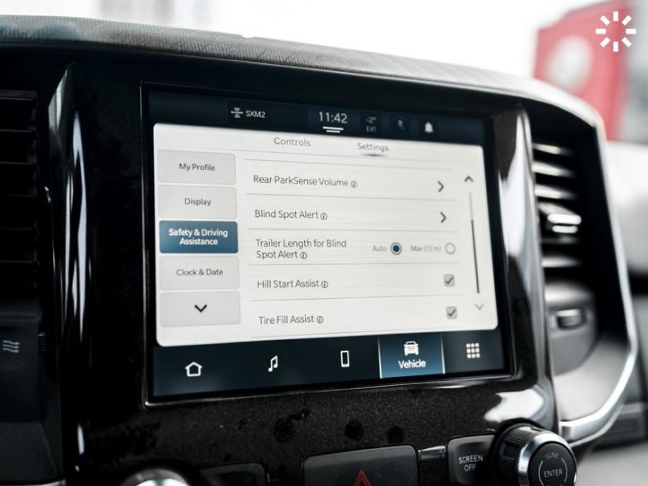 2025 RAM 2500 Big Horn 8' Box 6.4L HEMI Alpine Audio Remote Start Heated Seats & Steering Wheel Photo