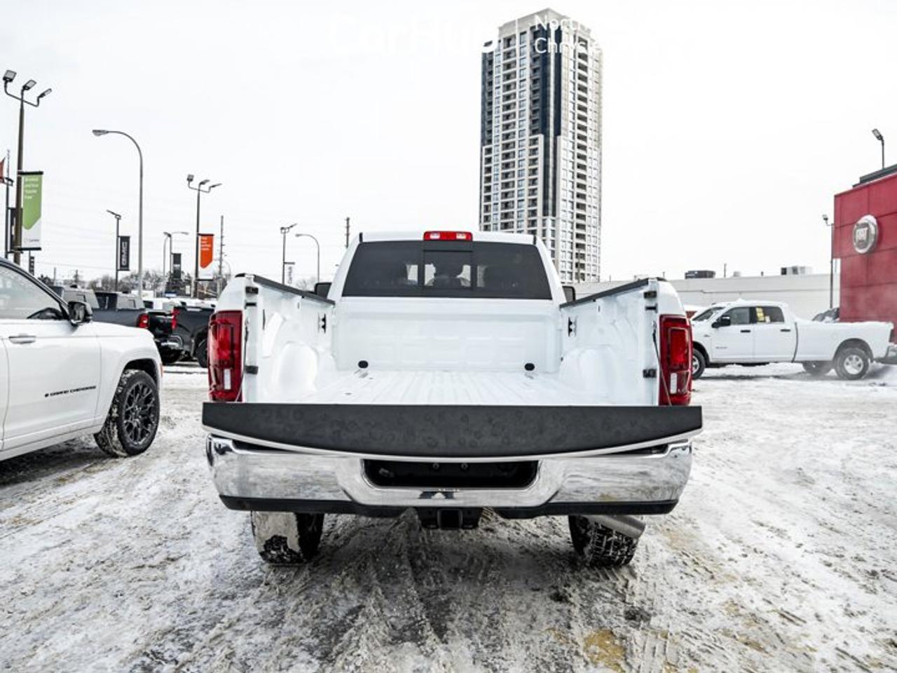 2025 RAM 2500 Big Horn 8' Box 6.4L HEMI Alpine Audio Remote Start Heated Seats & Steering Wheel Photo