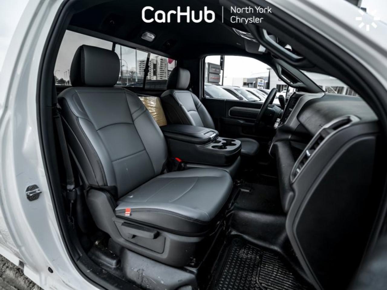 2025 RAM 2500 Tradesman 8' Box 6.4L V8 HEMI 12'' Display Convenience Group Navi Photo