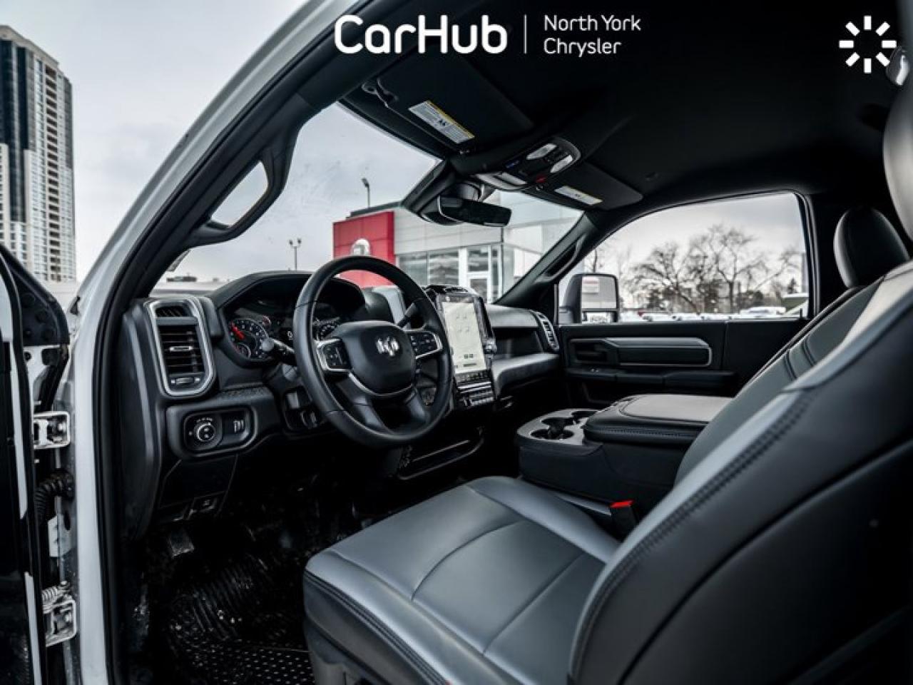 2025 RAM 2500 Tradesman 8' Box 6.4L V8 HEMI 12'' Display Convenience Group Navi Photo