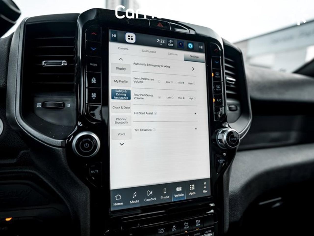 2025 RAM 2500 Tradesman 8' Box 6.4L V8 HEMI 12'' Display Convenience Group Navi Photo